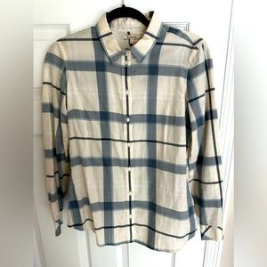 Barbour women’s blue plaid button up shirt